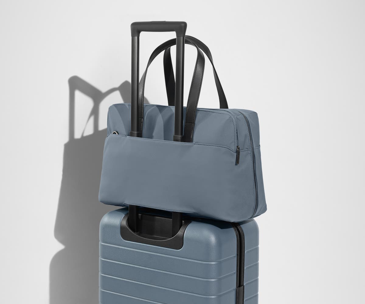 PDP_EverywhereBag_Standard_Coast_07_2bfb68e5-f1e0-4914-b65f-d38d170d8de9.jpg