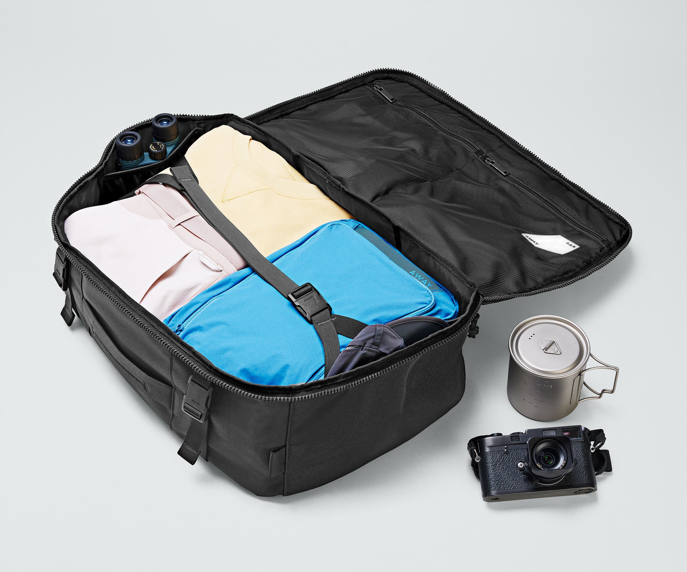 PDP_FAR_Backpack_45L_Black_04.jpg
