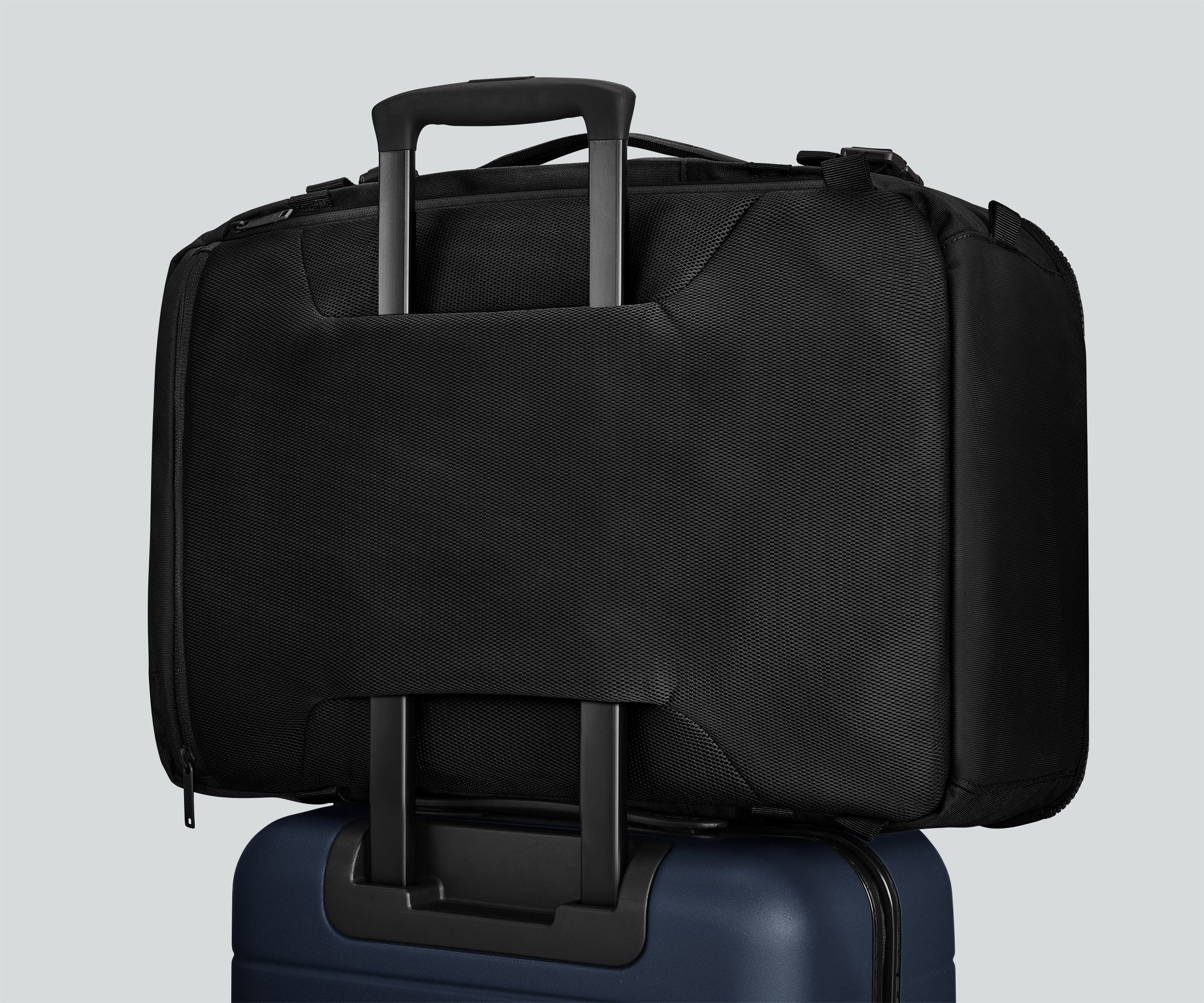 PDP_FAR_Backpack_45L_Black_06.jpg