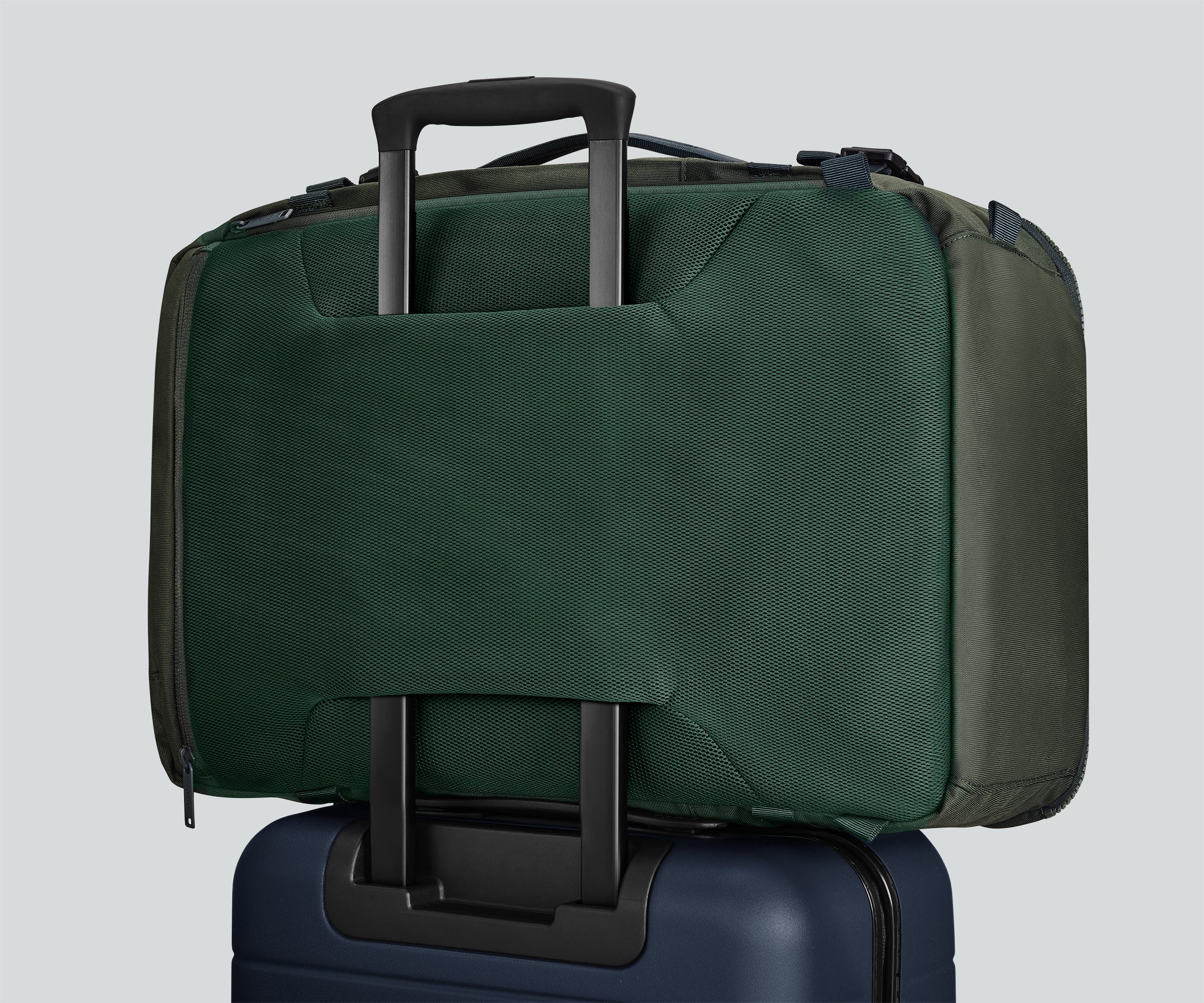PDP_FAR_Backpack_45L_Green_06.jpg