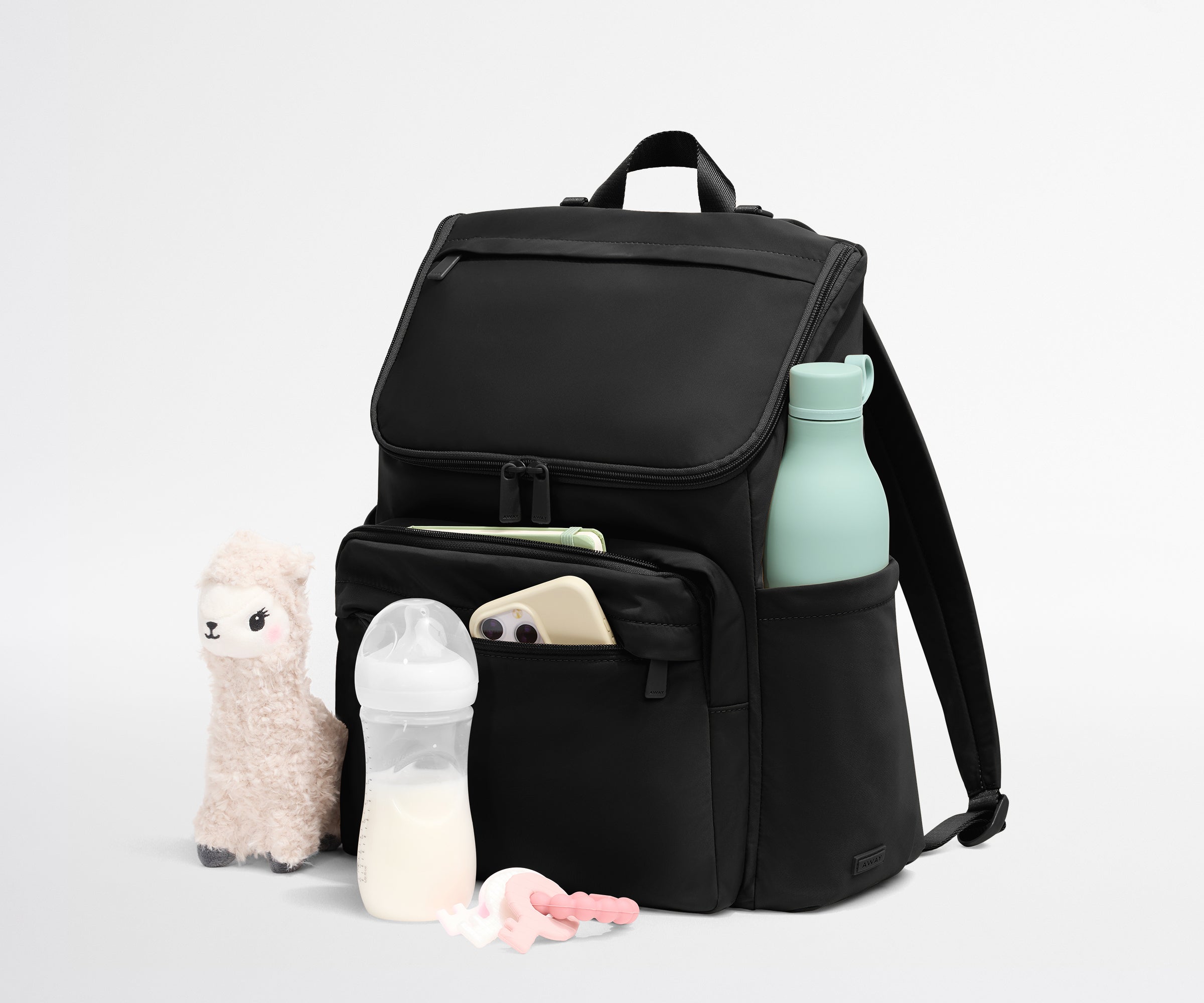 PDP_Featherlight_Diaper_Backpack_Black_05.jpg