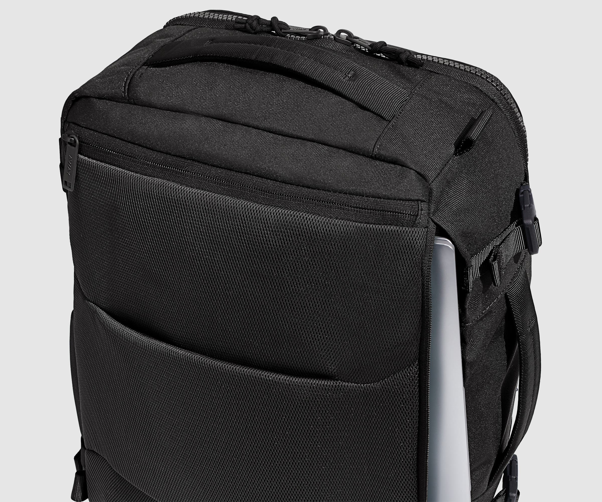 PDP_OutdoorBackpack25L_Black_Laptop_307ca10f-f3d1-4719-a3a6-ee73a700c384.jpg