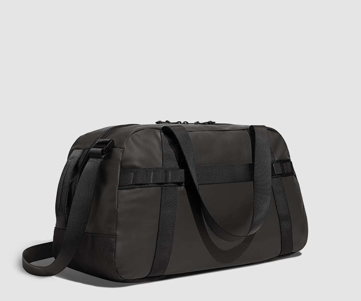 PDP_OutdoorDuffle40L_Black_Angled.jpg