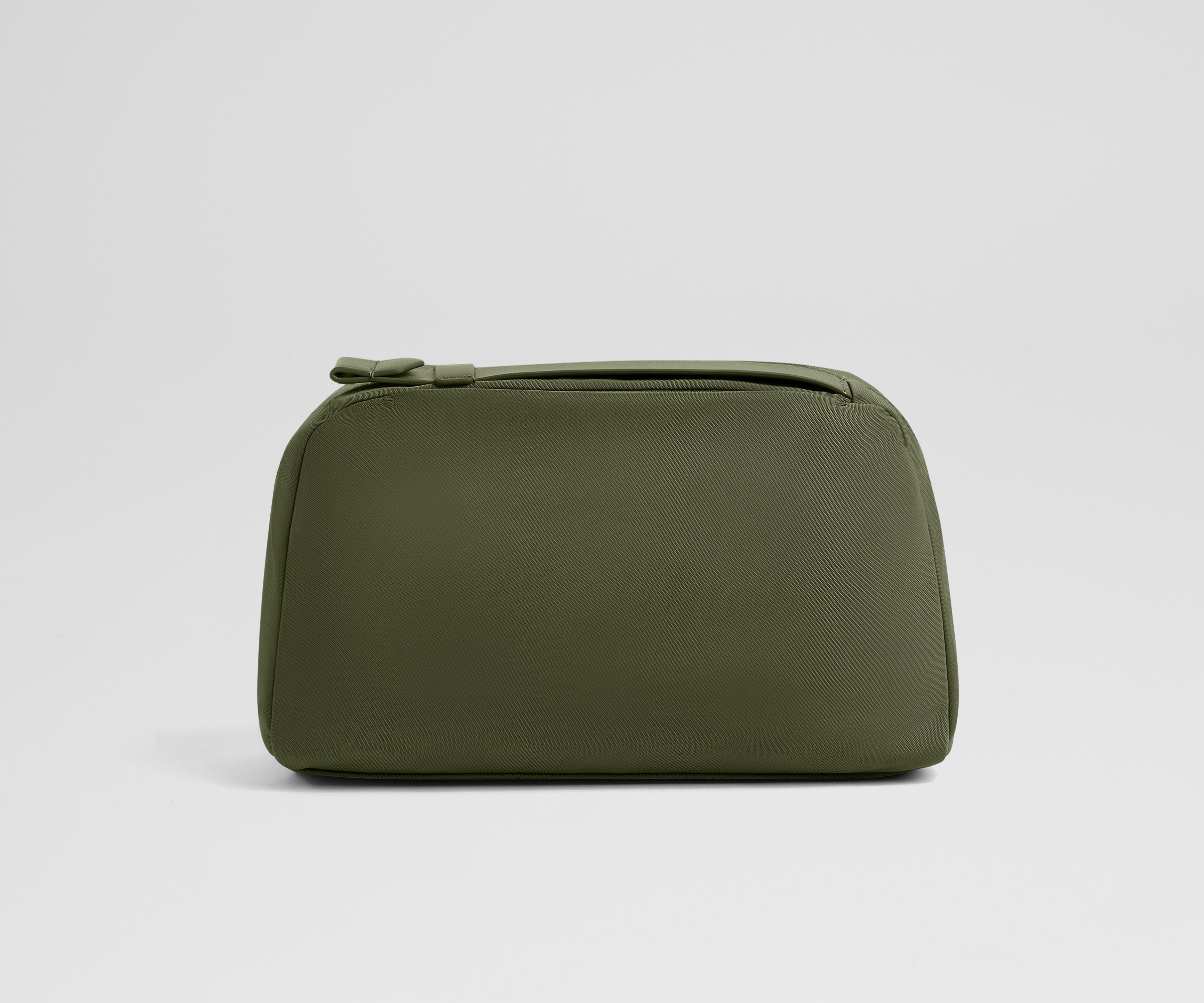 PDP_ToiletryBag_Large_Olive_02.jpg