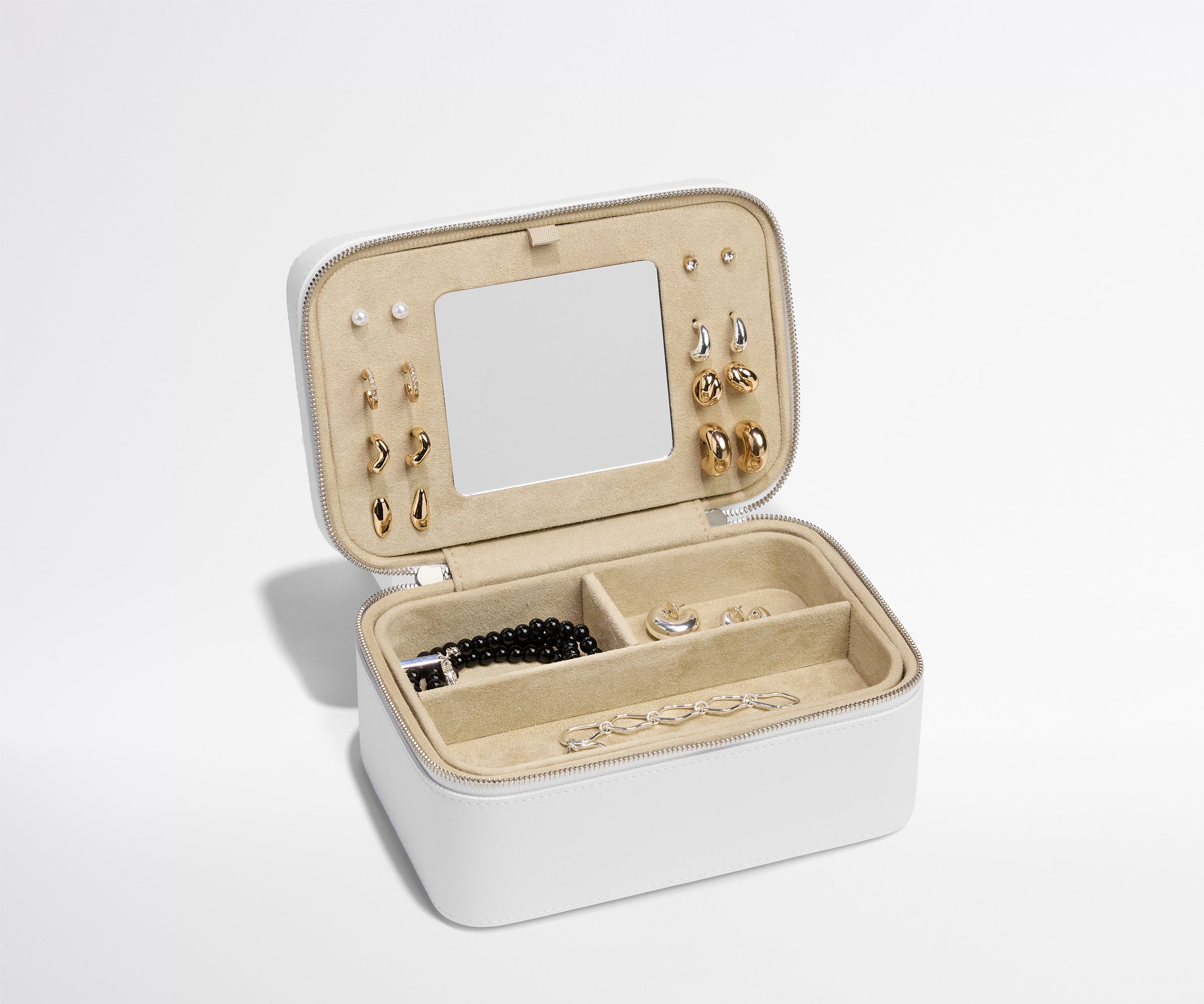 PDP_Wedding_JewelryBox_White_04.jpg